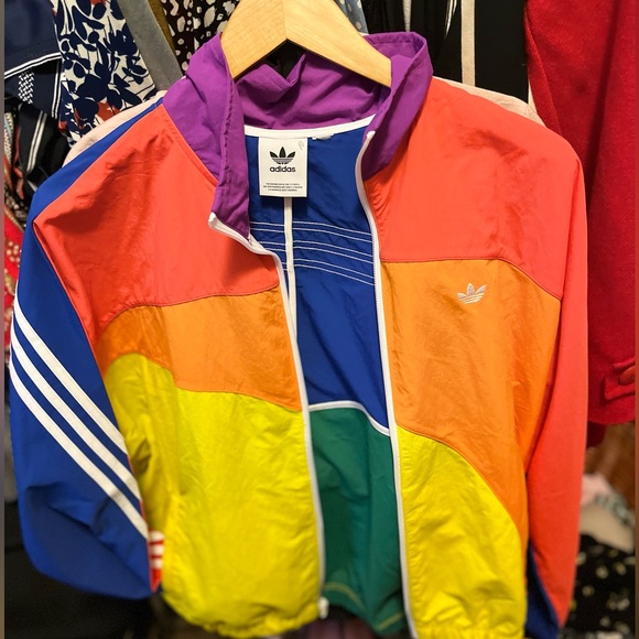 Adidas unisex Rainbow Off-center Windbreaker / Jacket 90’s style #pride - Picture 9 of 9